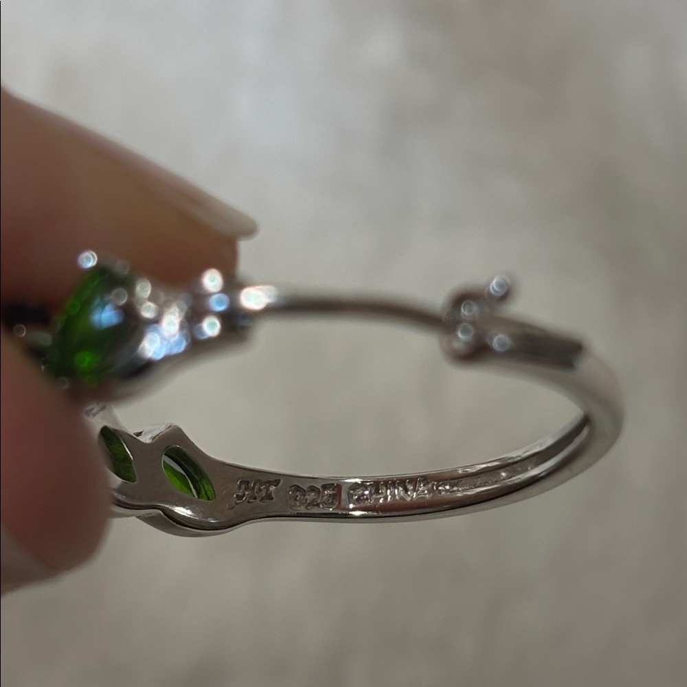 NWOT JTV Genuine Green Chrome Diopside Hoop Earrings 925 Sterling Silver - Picture 6 of 6